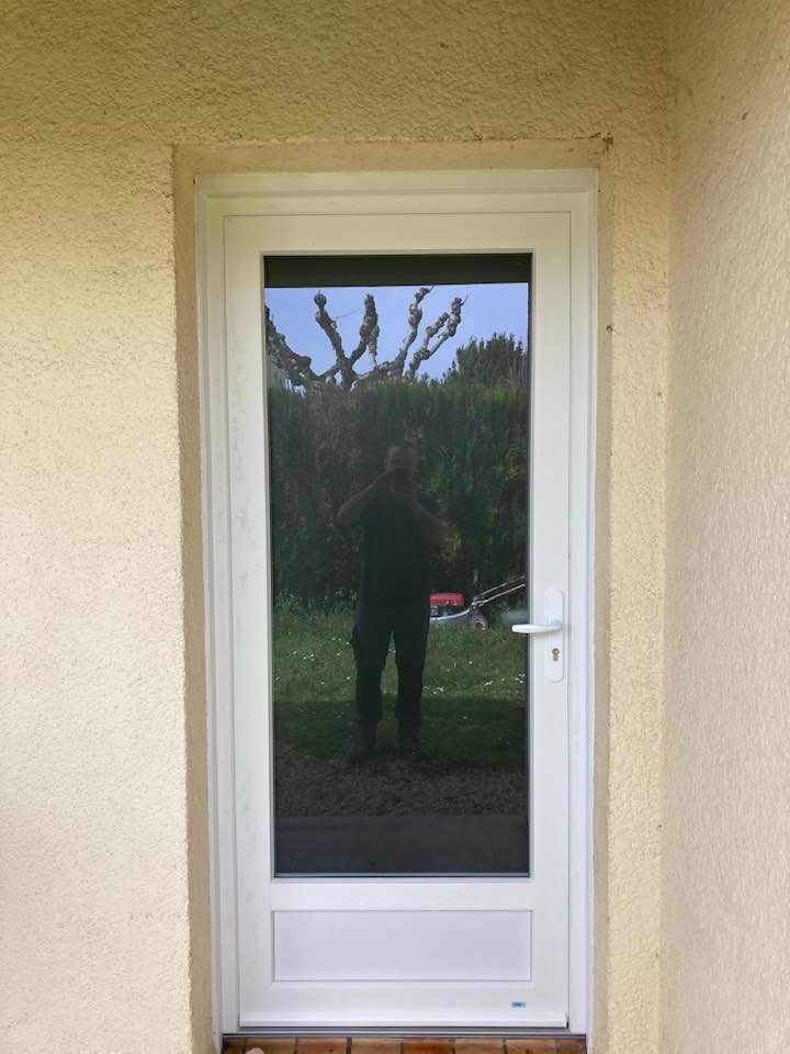 Remplacement porte d'entrée vue extérieure