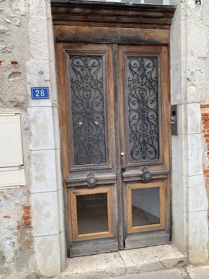 Bas de porte renforcé