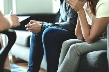 Ein Paar lässt sich beraten