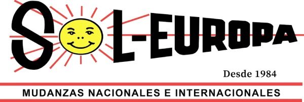Logo for Sol-Europa, a moving company, featuring a smiling sun and text "Mudanzas Nacionales e Internacionales."
