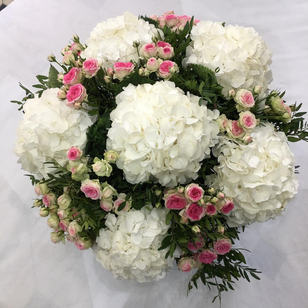 Bouquet de fleurs blanches