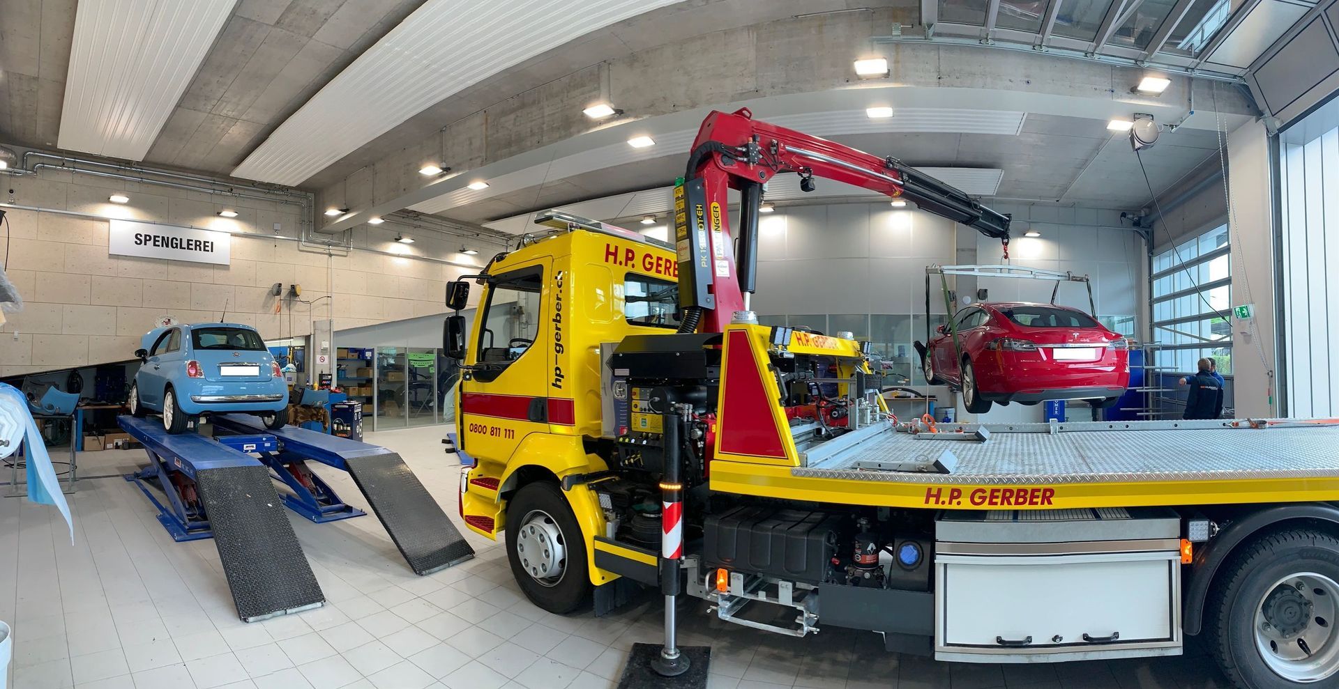 Auto Transport - Huggel Carrosserie AG in Münchenstein BL