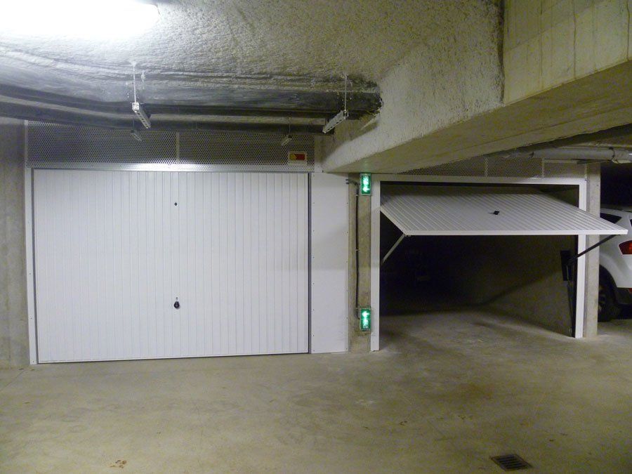 Porte de garage 8 basculante