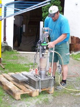 Diamantkernbohrungen - Richard Rohr Kundenmaurer / Kernbohrungen