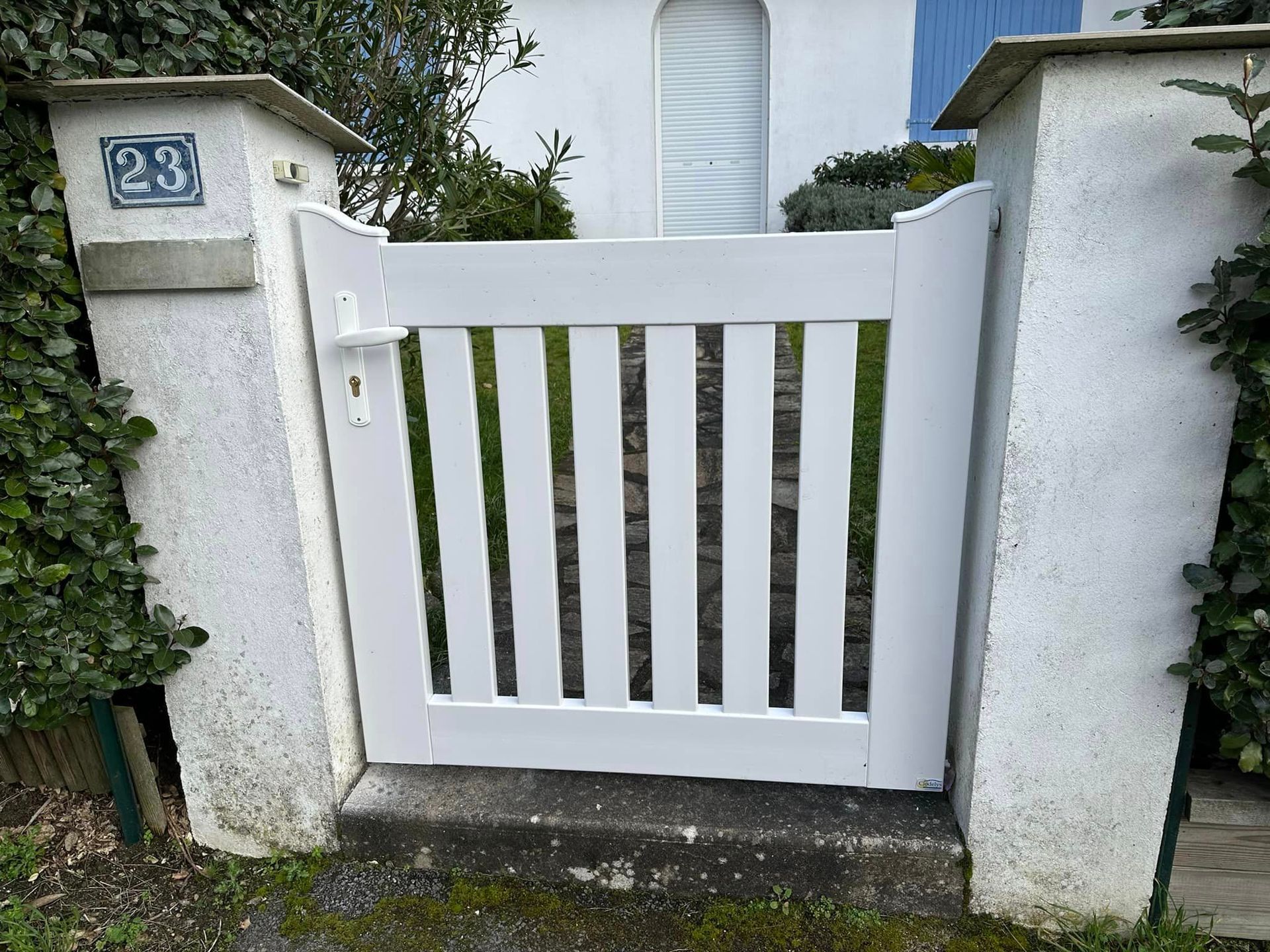 Portillon en PVC blanc