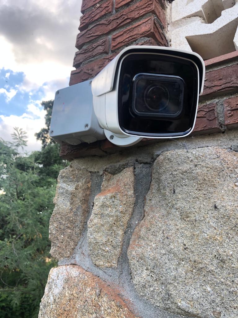 Camaras de seguridad en chalet