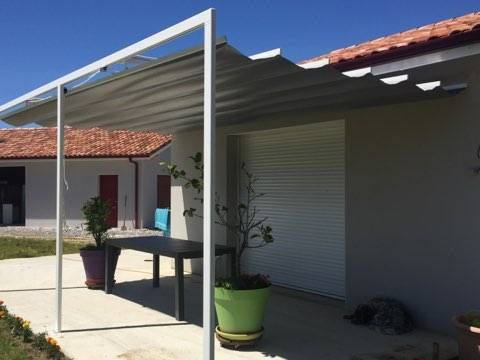 store coulissant type velum