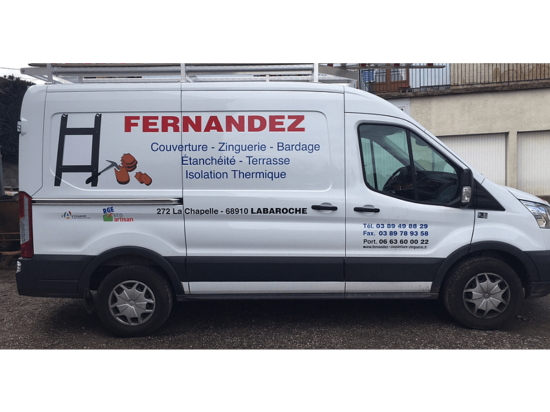 Camion de l'entreprise Fernandez Couverture