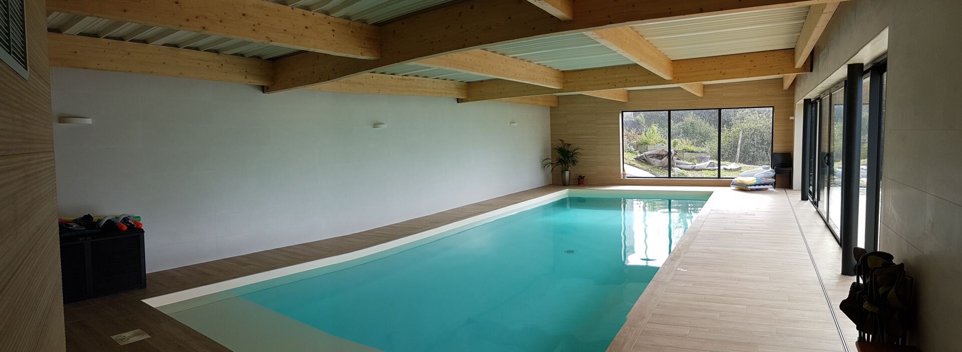 Piscine intérieure