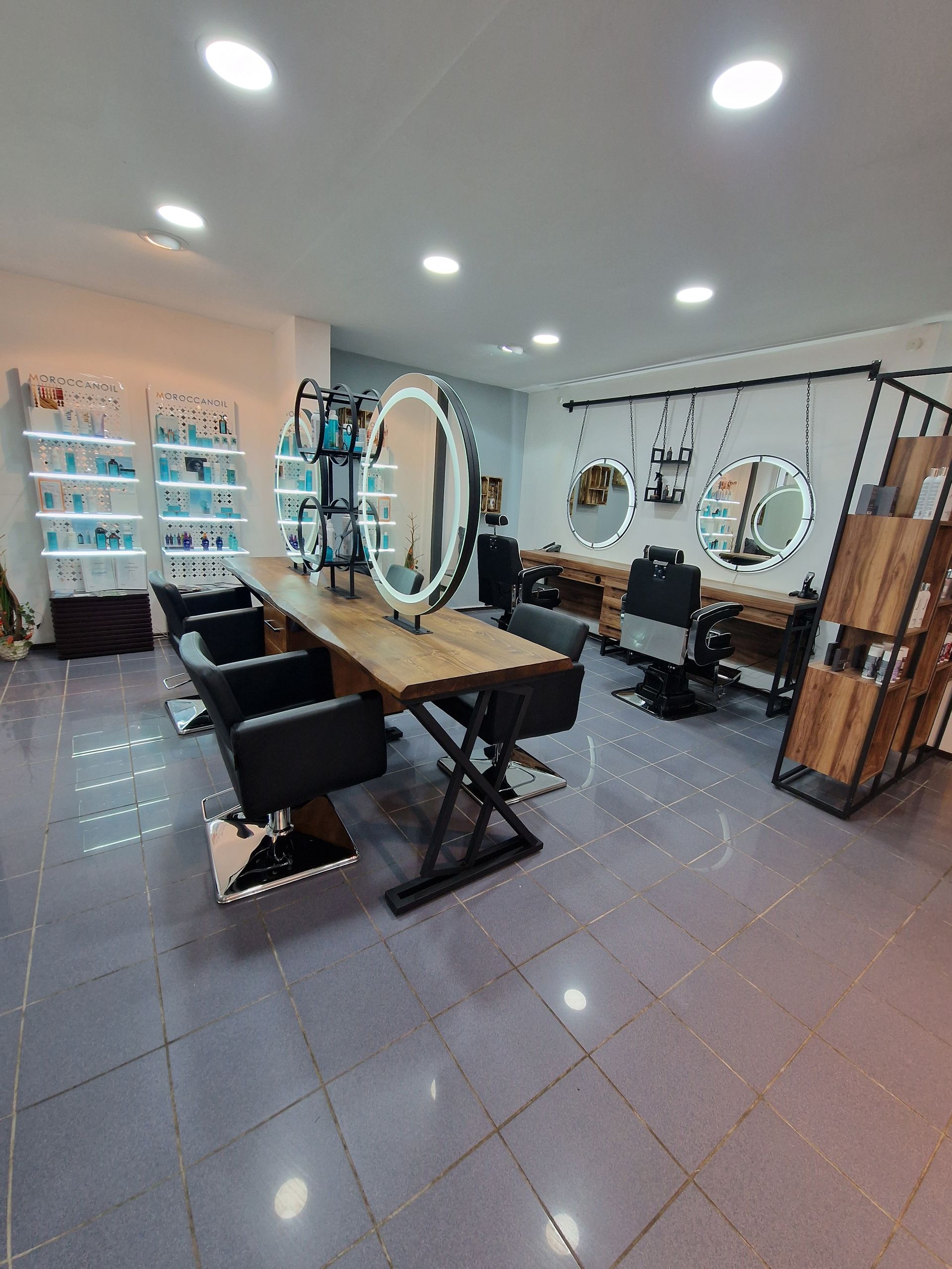 Salon Ansicht vom Friseur Black & White in Ansbach