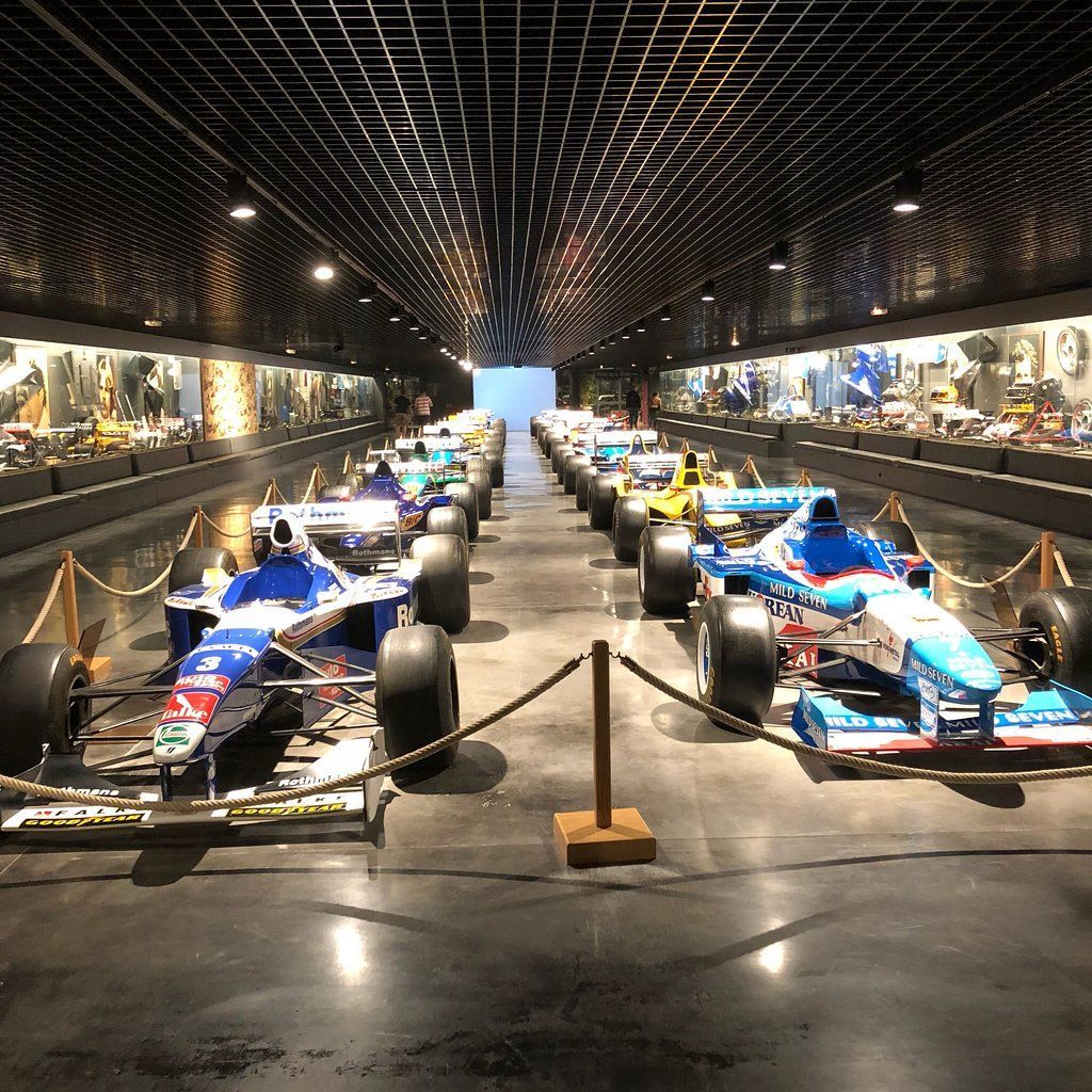  Le Manoir de l’Automobile.