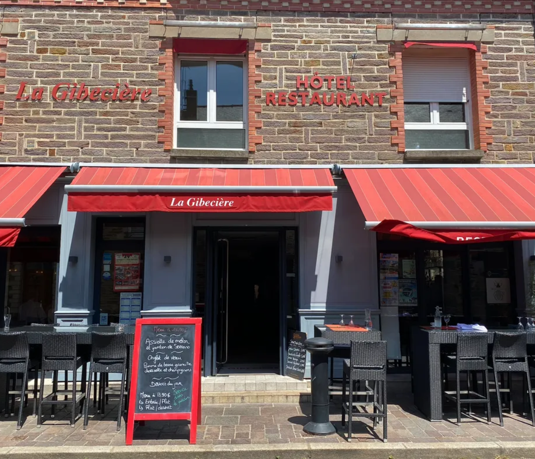 Façade de l'hôtel restaurant La Gibecière.