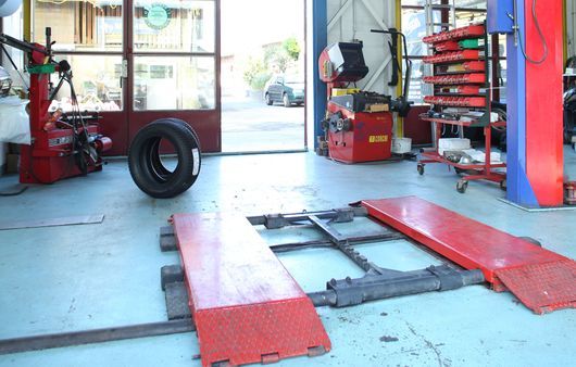 Lupin pneus - garage - atelier- réparations et service