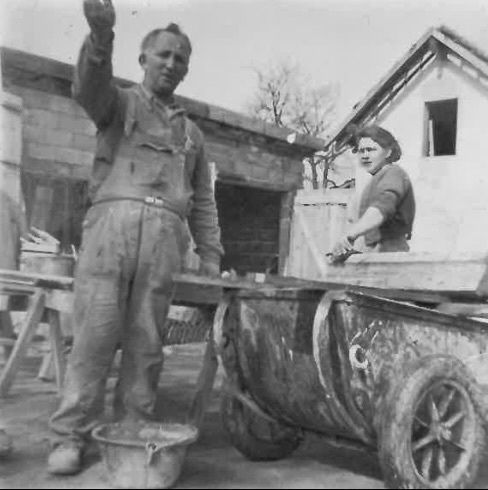 Severino CARRARA et sa femme, Andrée CARRARA Création de la Marbrerie CARRARA en 1957 par Severino CARRARA
