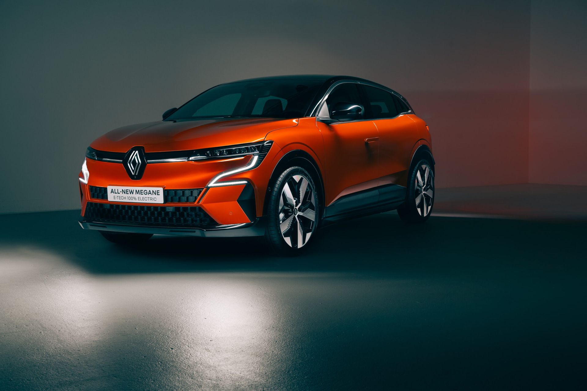 Renault Mégane rouge orange