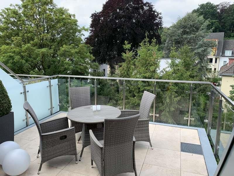 Edelstahlgeländer mit Glasfüllung