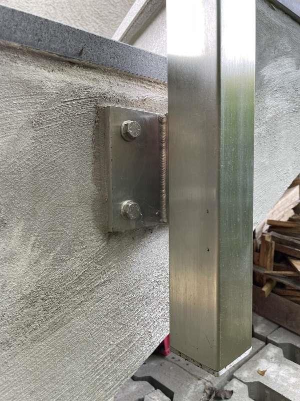 Geländer mit WPC-Trespa Füllung