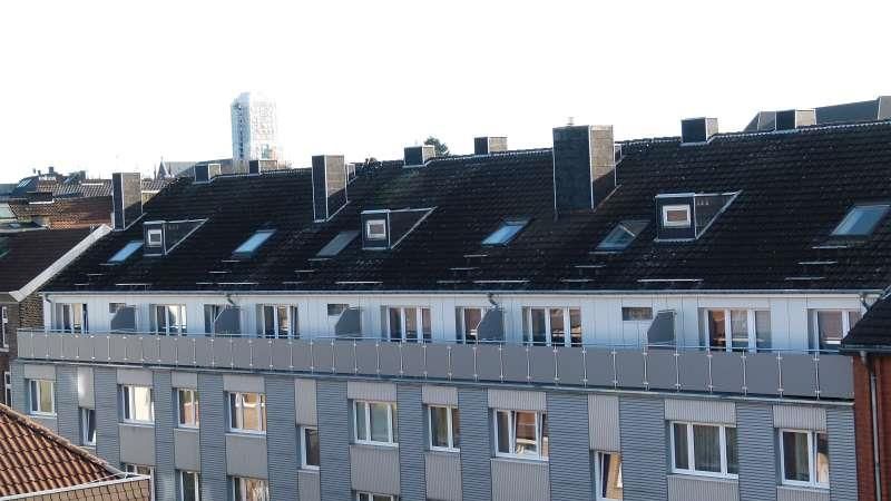 Geländer mit WPC-Trespa Füllung