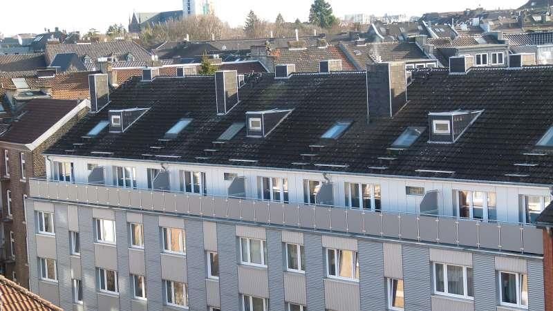 Geländer mit WPC-Trespa Füllung