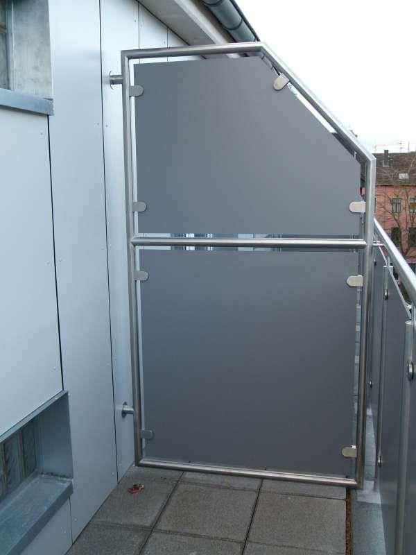 Geländer mit WPC-Trespa Füllung