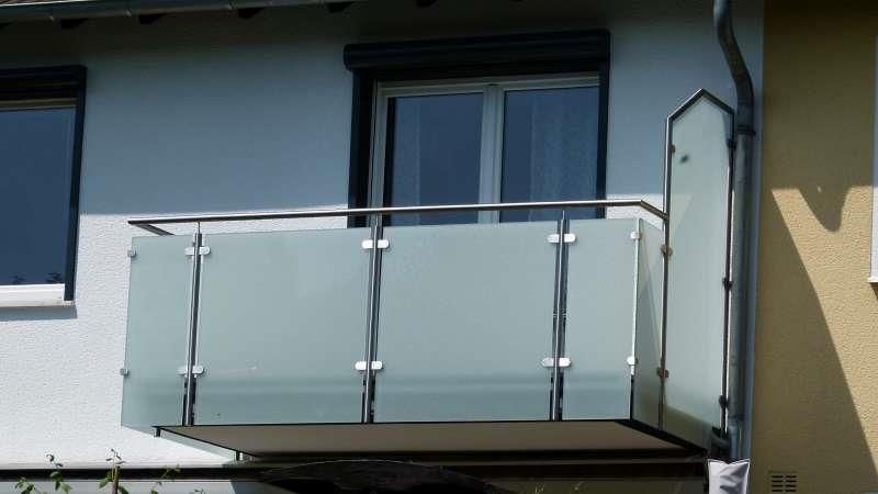 Edelstahlgeländer mit Glasfüllung