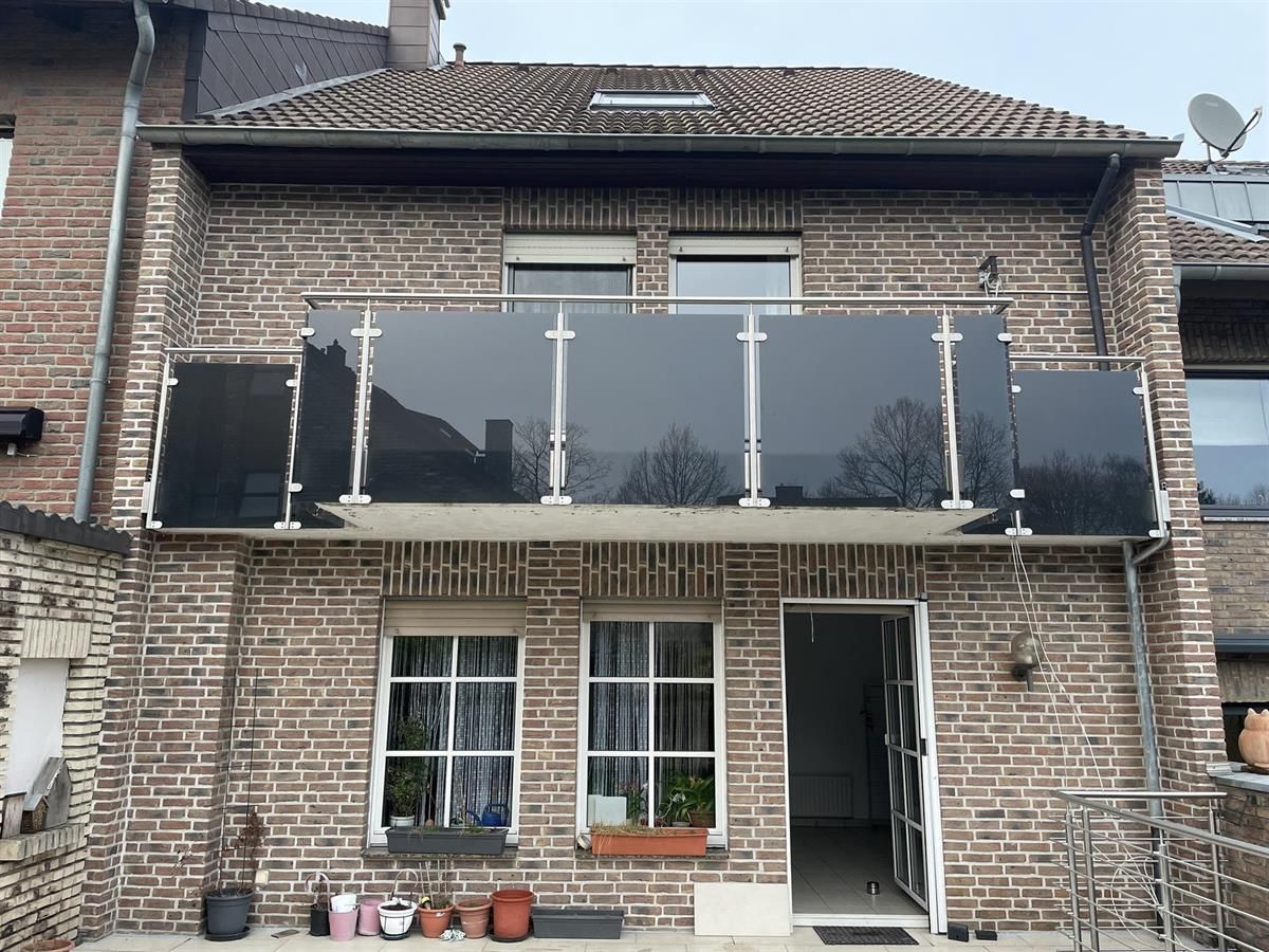 Edelstahlgeländer mit Glasfüllung