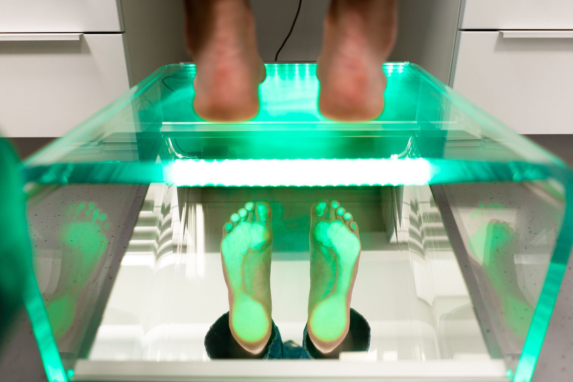 Plateforme pour empreintes de pieds