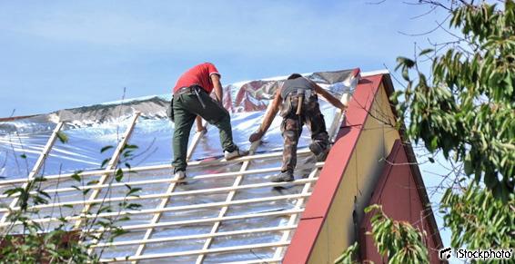 Revillot - Travaux d'isolation de toitures à Guyans-Vennes 