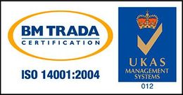Un logotipo para la certificación BM Trada y los sistemas de gestión UKAS