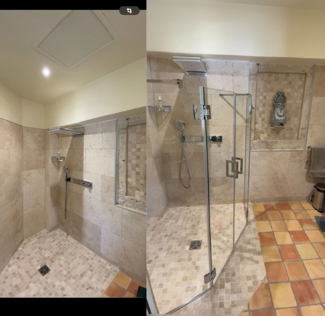 Vue à deux panneaux d'une douche d'angle avec portes en verre, carrelage beige et sol en carrelage en terre cuite.