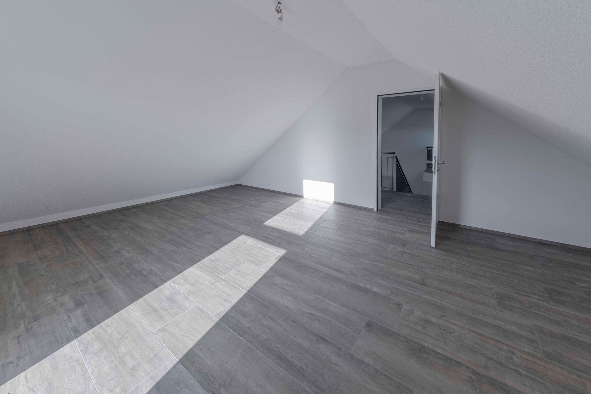 Malerarbeiten - Kaltenbach - Bühler AG Gipser- und Malergeschäft