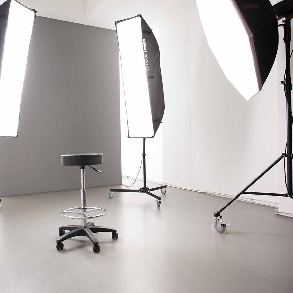 Fotostudio in Bilk, voll ausgestattet und professionelle Fotografen