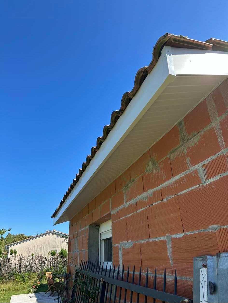 Construction de mur extérieur