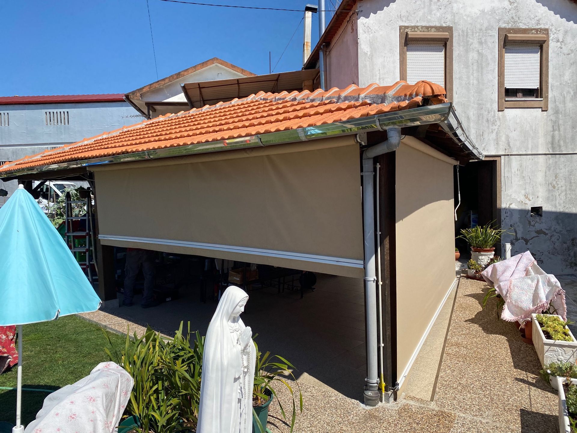 Toldo Meneses 