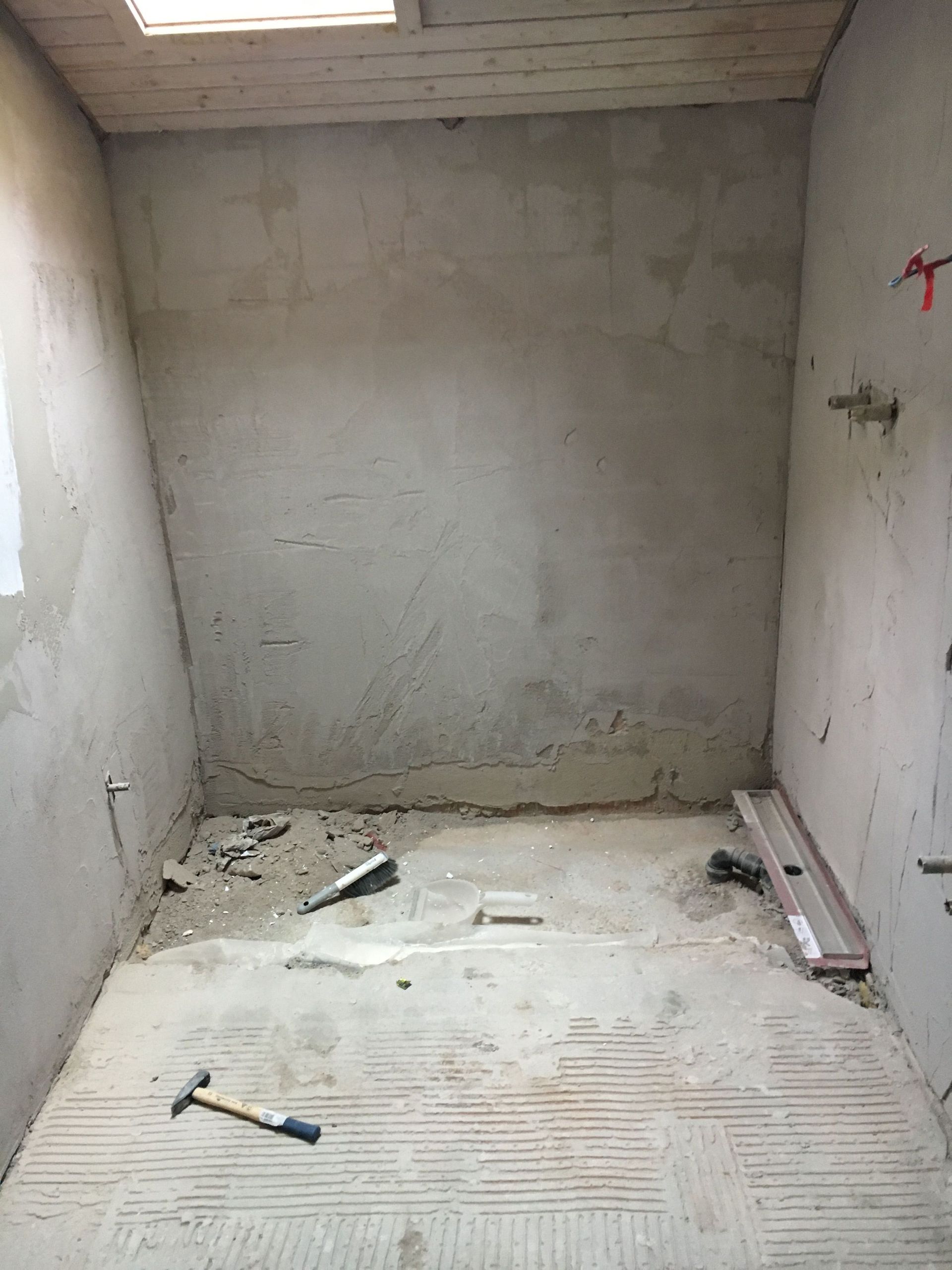 Badumbau vorher - All-in-One Renovationen Hittnau