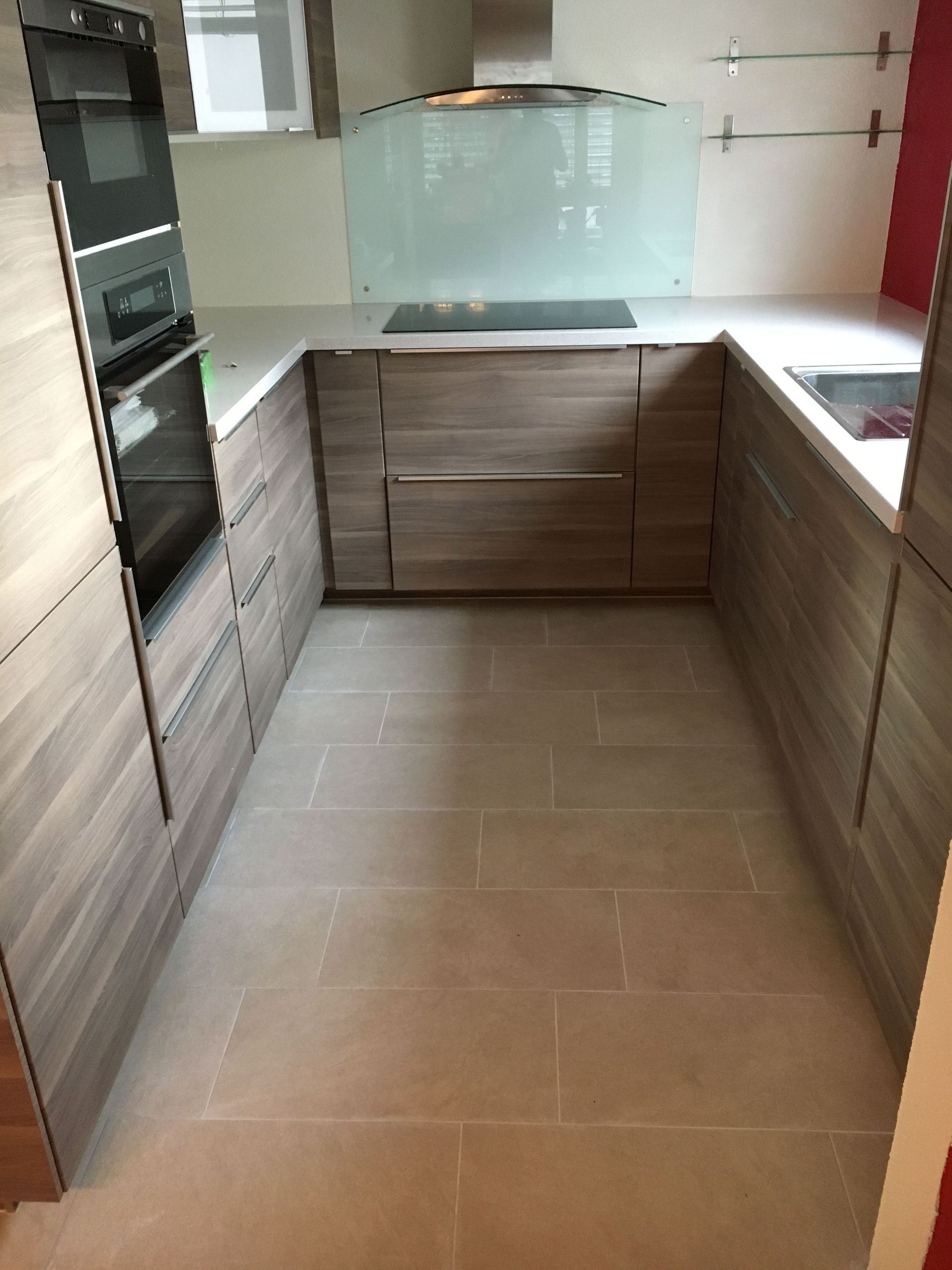 Fliesenarbeit nachher - All-in-One Renovationen Hittnau