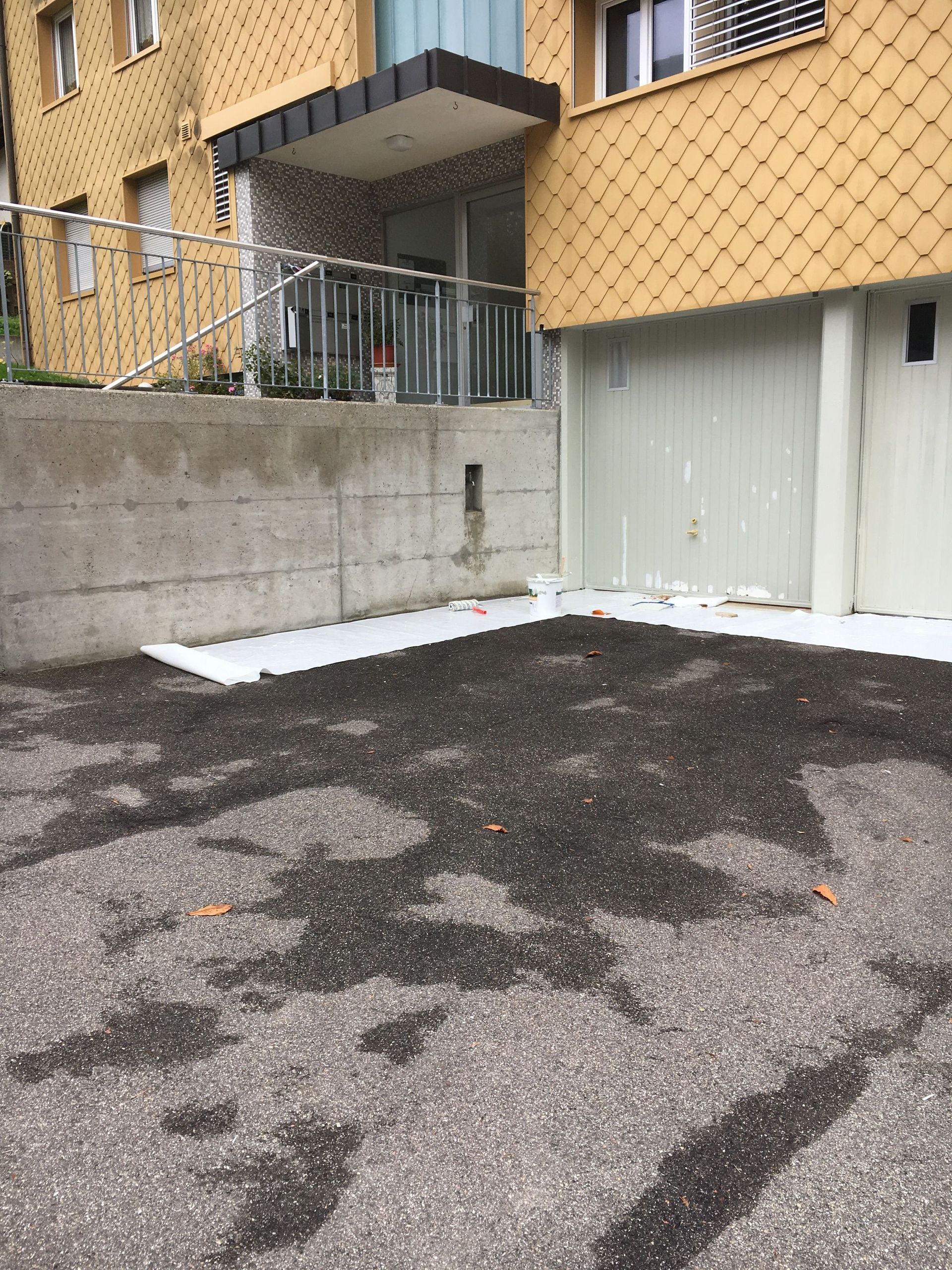 Malerarbeiten vorher - All-in-One Renovationen Hittnau