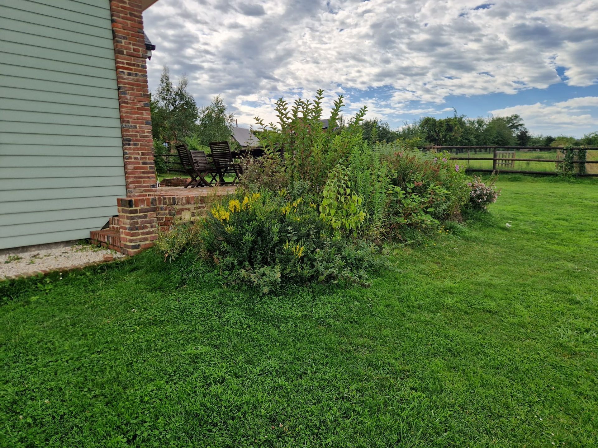 Entretien de jardin - avant
