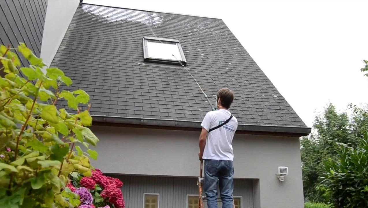 Traitement hydrofuge sur une toiture
