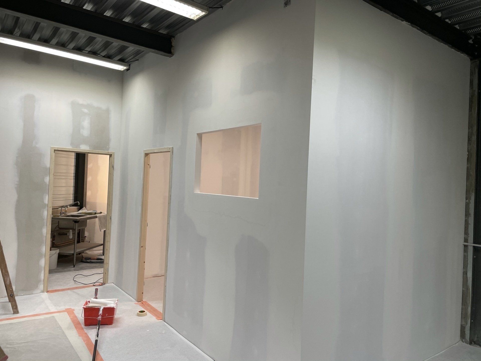 Pose de cloisons en plâtre