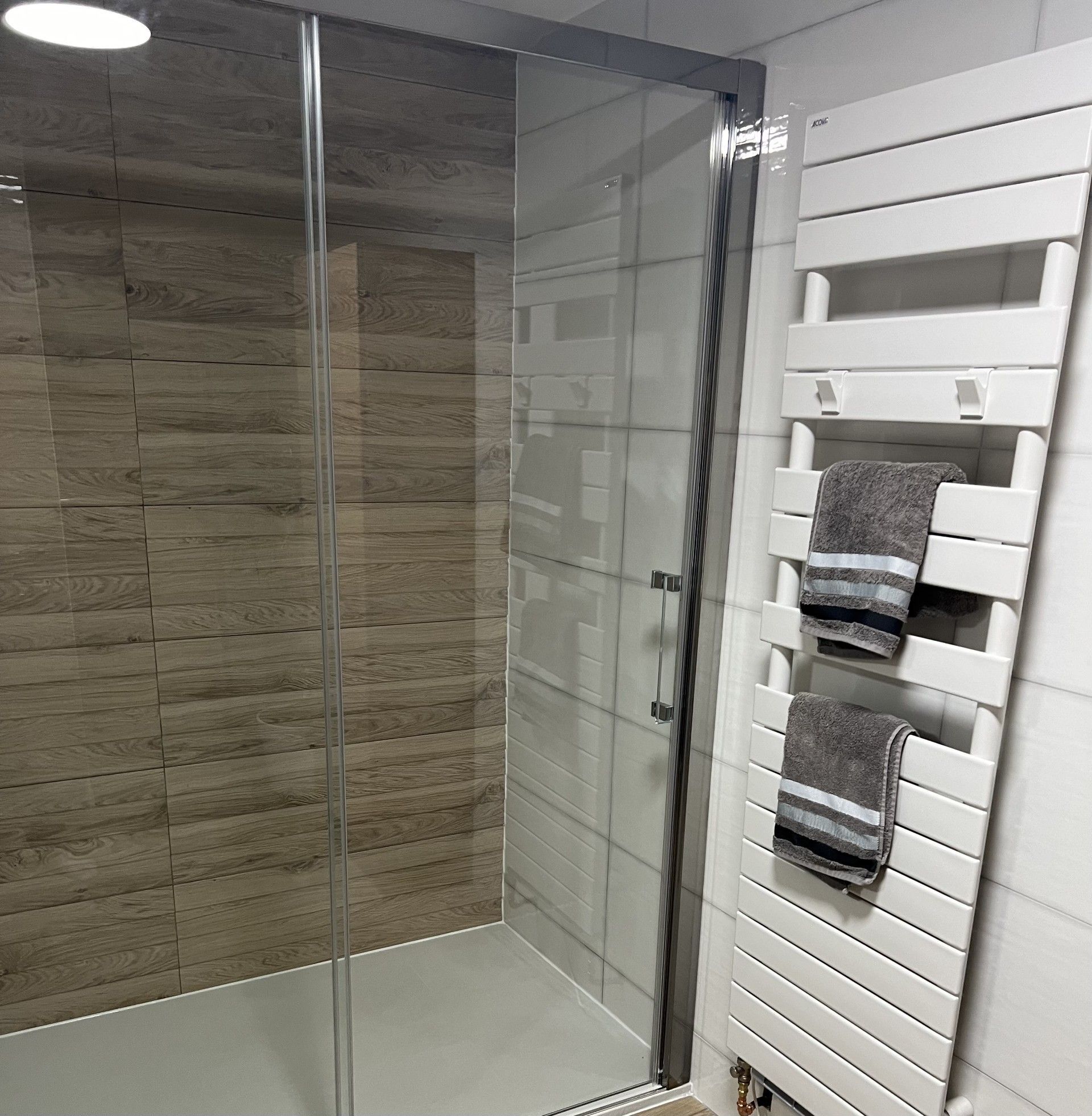 Radiateur sèche-serviette soufflant