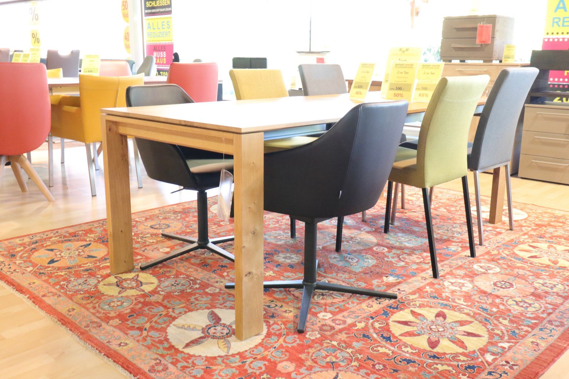 Wohnmöbel Wohlen AG – Schlafzimmer-, Wohnzimmer- und Esszimmermöbel von RHR Möbel AG