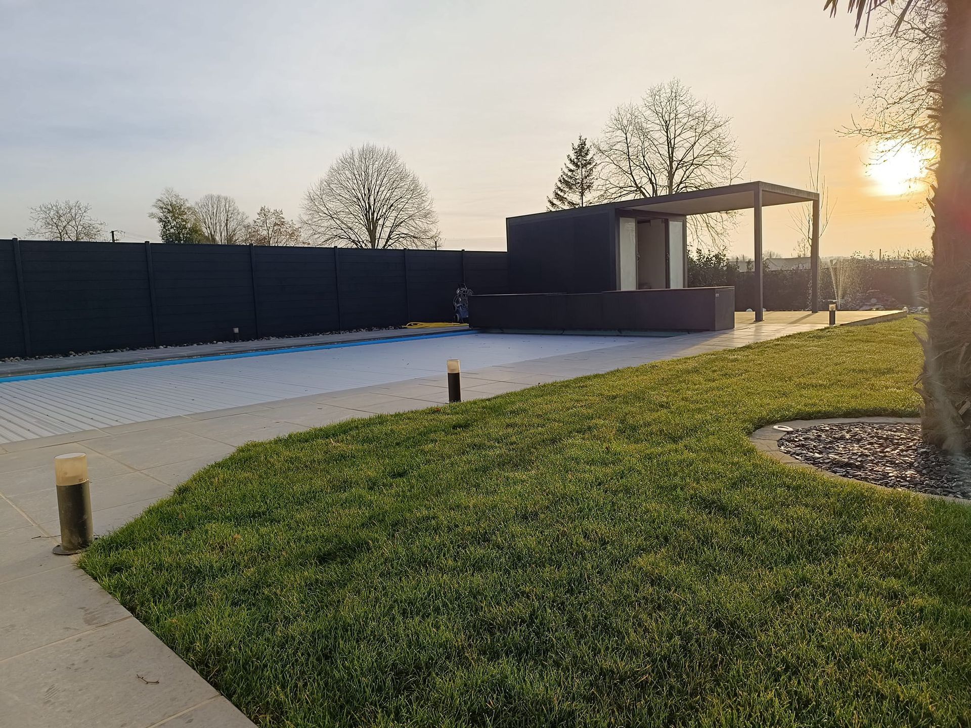 Vers la page Aménagement extérieur.