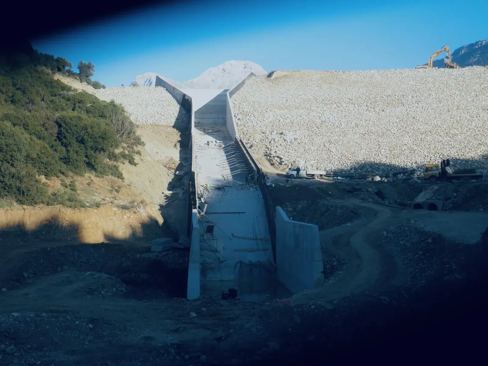 ΑΛΦΑ ΤΕΧΝΙΚΗ Ι.Κ.Ε.
Τεχνική - Κατασκευαστική εταιρεία