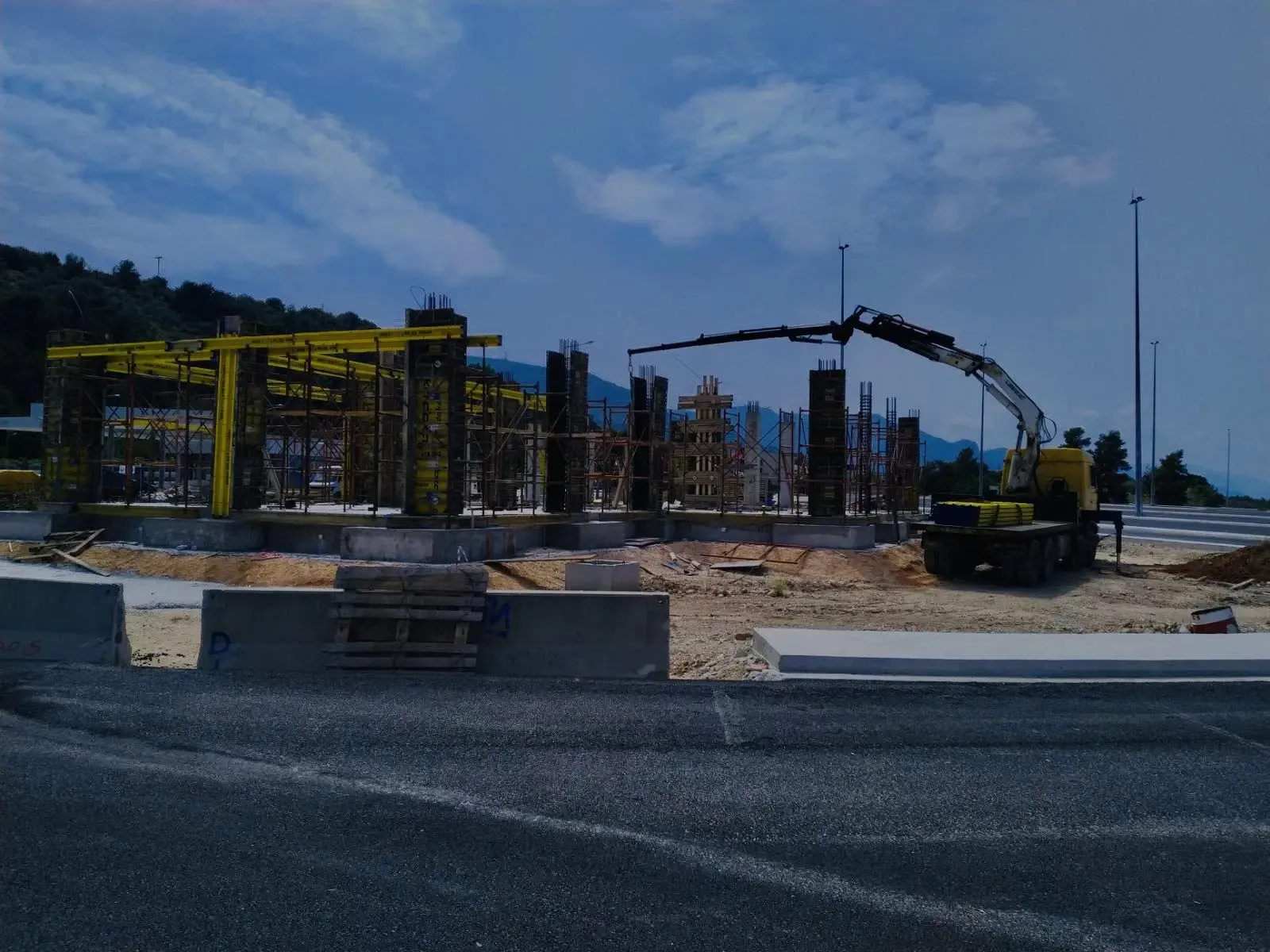 ΑΛΦΑ ΤΕΧΝΙΚΗ Ι.Κ.Ε.
Τεχνική - Κατασκευαστική εταιρεία