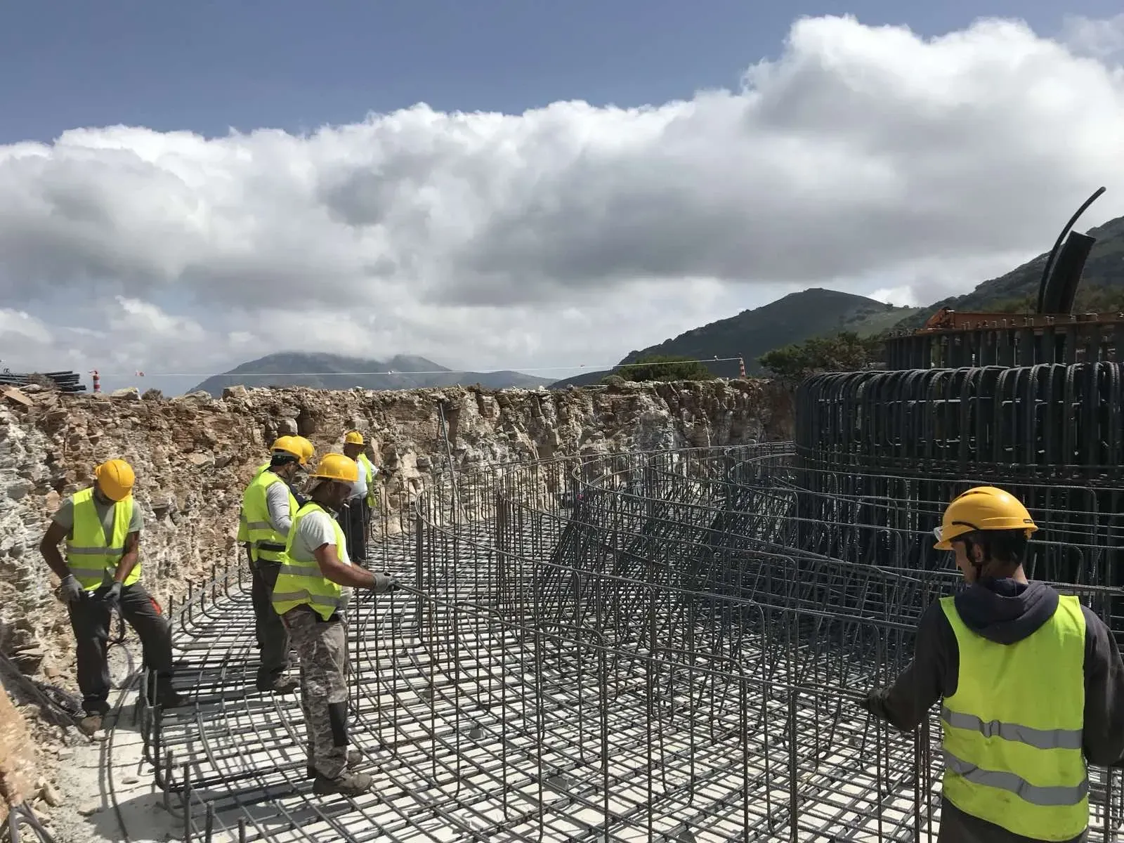ΑΛΦΑ ΤΕΧΝΙΚΗ Ι.Κ.Ε.
Τεχνική - Κατασκευαστική εταιρεία
