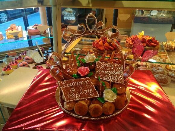 Pièce montée anniversaire deLaurence Sylvie