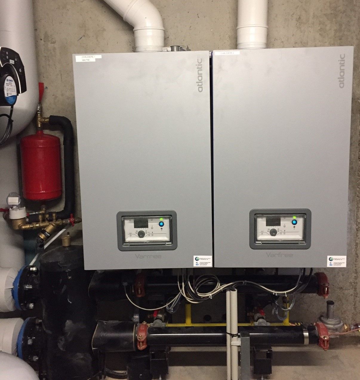 Chaudière à gaz grise