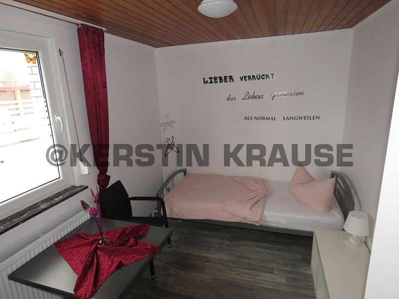 Zimmervermietung K. Krause Bleckenstedt Bett