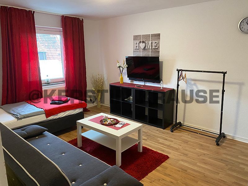 Zimmervermietung K. Krause Wohnung Salzgitter Thiede Wohnzimmer mit TV